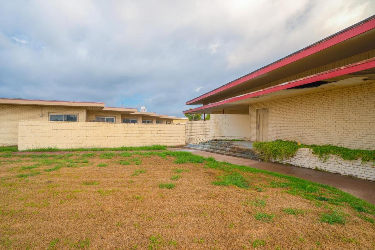 Town & Country Motel Bossier City By Oyo Dış mekan fotoğraf